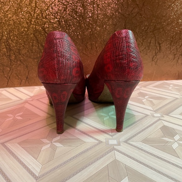 Hugo Boss peep toe pumps - Picture 3 of 3